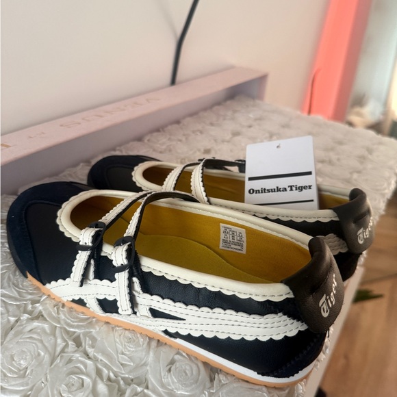 Onitsuka Tiger by Asics Shoes - Onitsuka Tiger by Asics Women's Black and White Flats